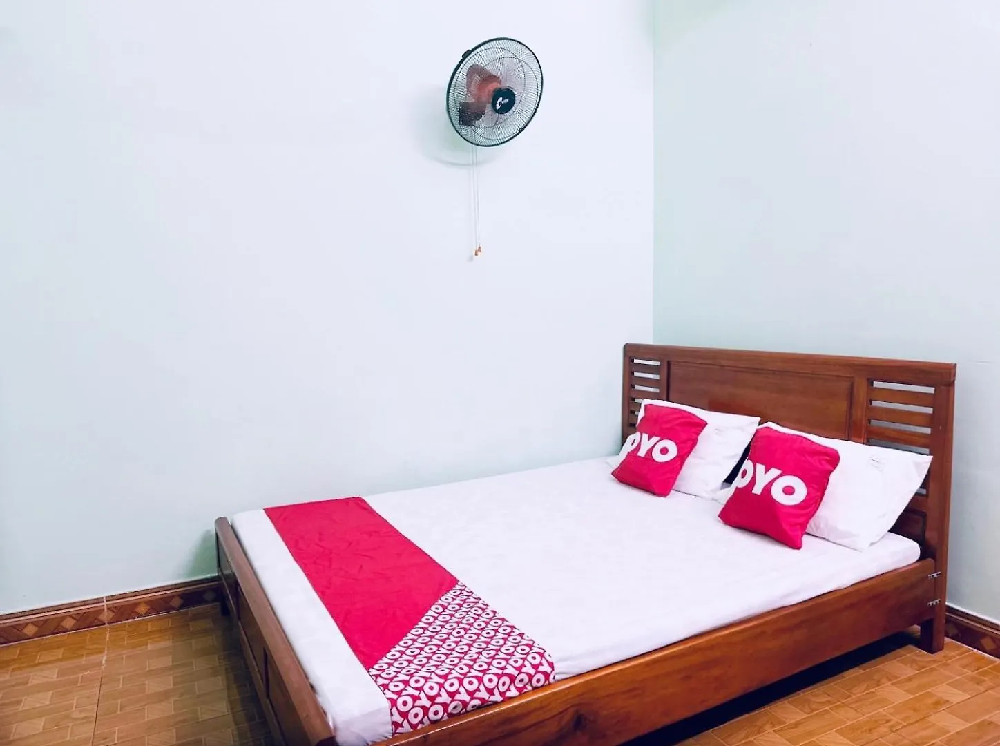Spot On 1186 Nha Nghi Huong Mai Hotel Da Nang 3*,  Vietnam
