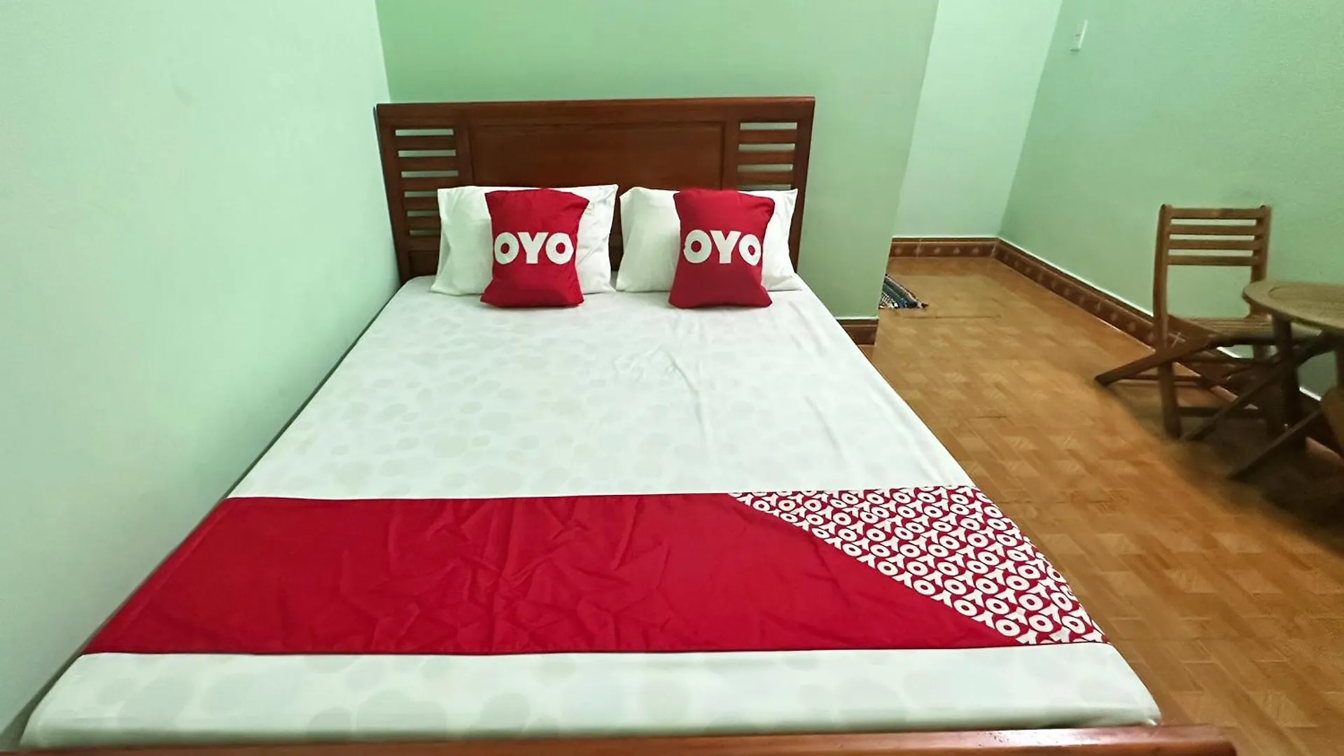 ***  Spot On 1186 Nha Nghi Huong Mai Hotel Da Nang Vietnam